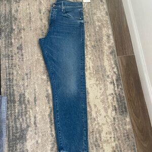 NWT MOTHER The Stinger Flood in Crate Digger Wash Denim Jeans